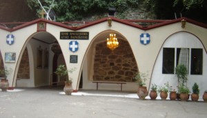 Ο Ναός της Αγίας Παρασκευής στα Τέμποι