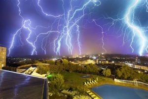 %ce%91%ce%ba%cf%81%ce%b1%ce%af%ce%bf%ce%b9-%ce%ba%ce%b5%cf%81%ce%b1%cf%85%ce%bd%ce%bf%ce%af-%ce%ba%ce%b1%cf%84%ce%b1%cf%81%cf%81%ce%af%cf%80%cf%84%ce%bf%cf%85%ce%bd-%cf%80%ce%b1%ce%b3%ce%ba%cf%8c